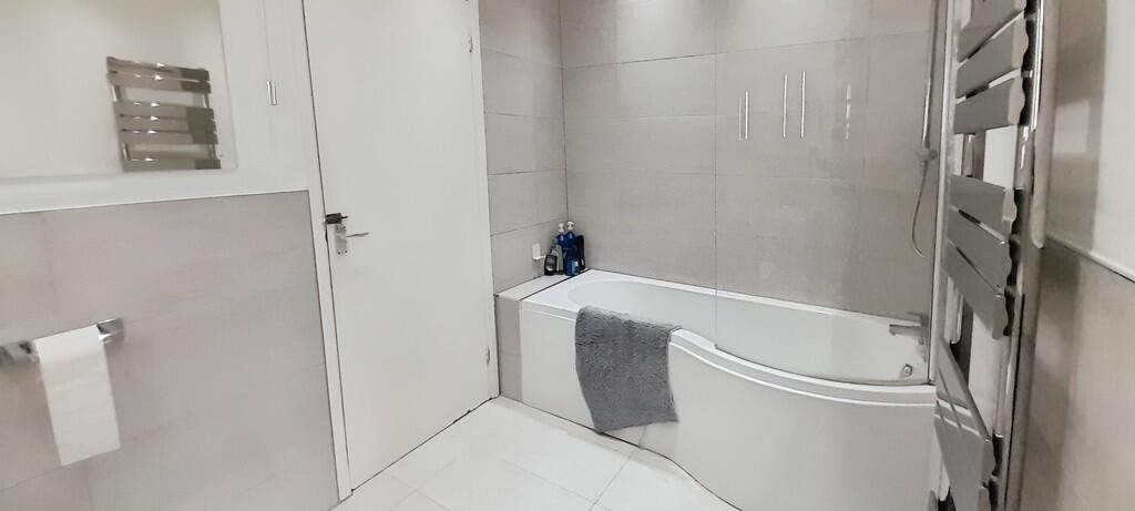 c3c03c15-WhatsApp...