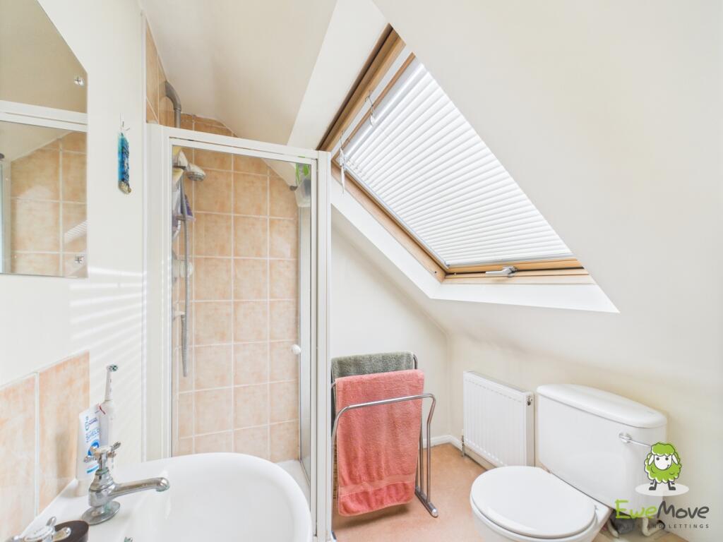 EweMove Basingstoke Olivers Close 