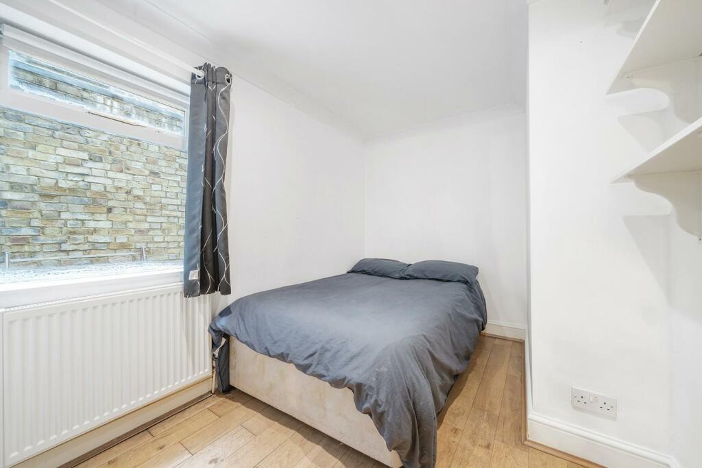 Bedroom (2).jpg