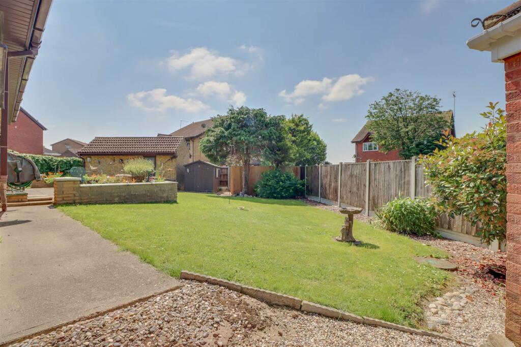 1 BANNISTER GREEN INSIDE-10.jpg