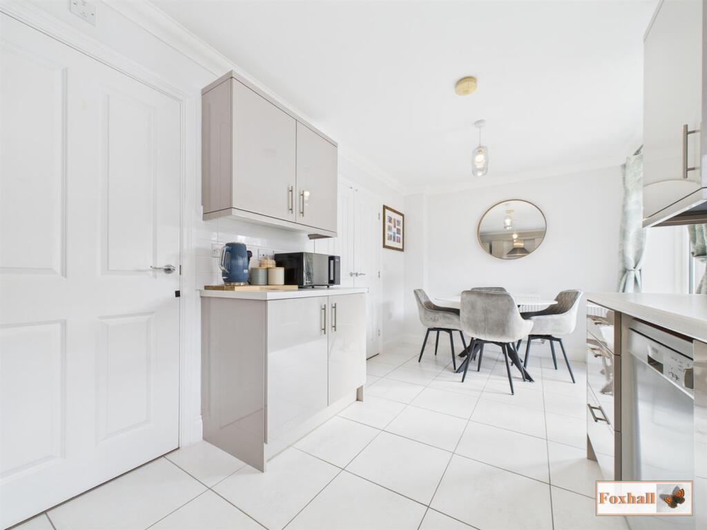 Kitchen / Diner