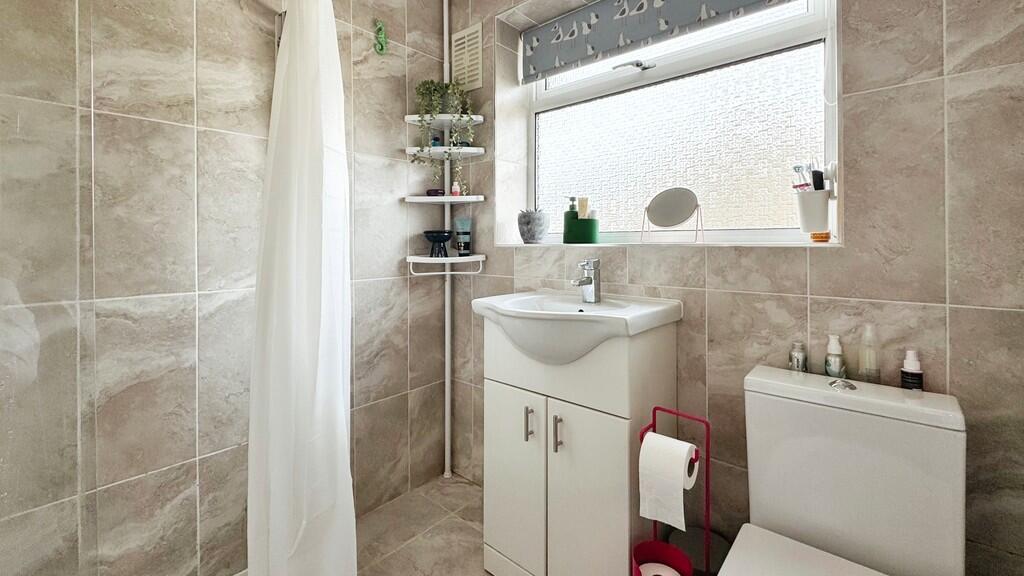 4bff9f65-image_pi...