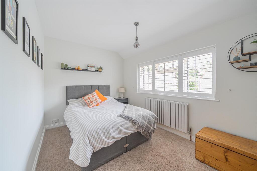 6 New Road, Greens Norton (24).jpg