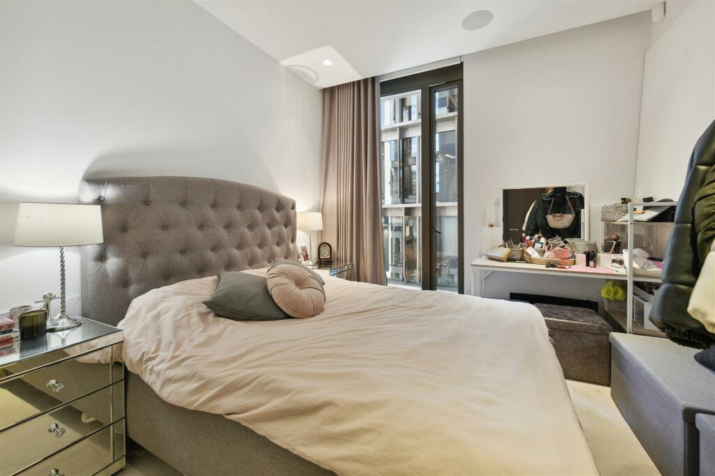Second bedroom