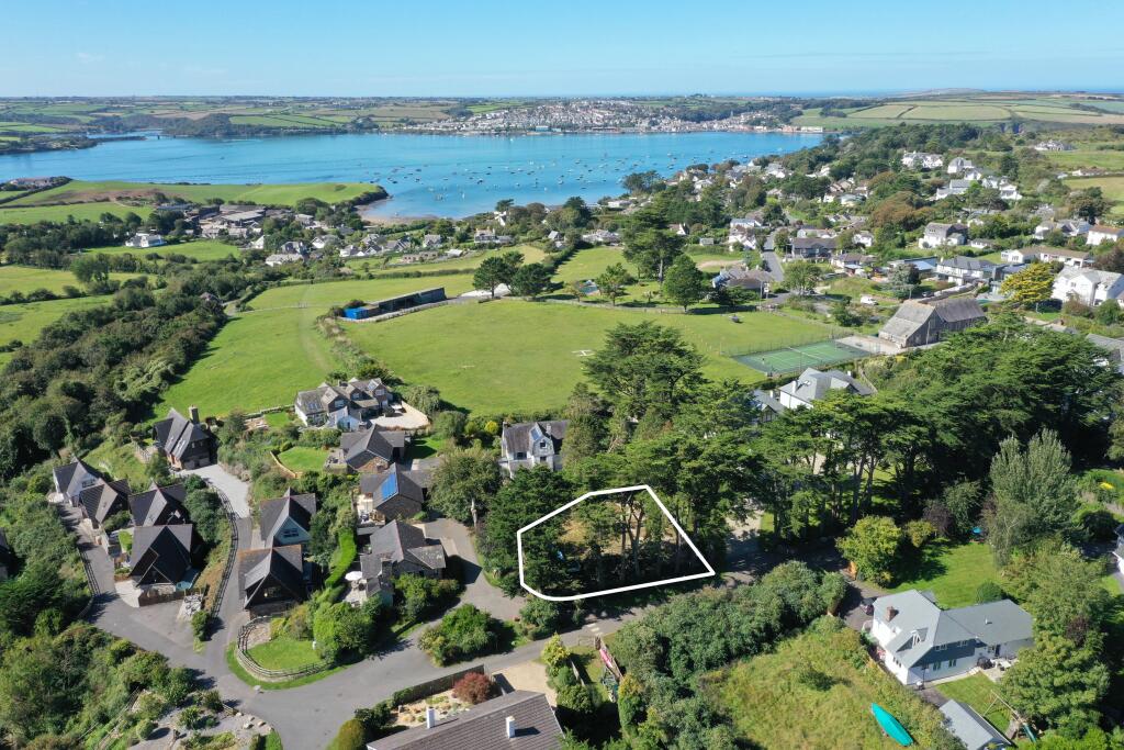 64f8590c61e98_DJI_0936 white line low res