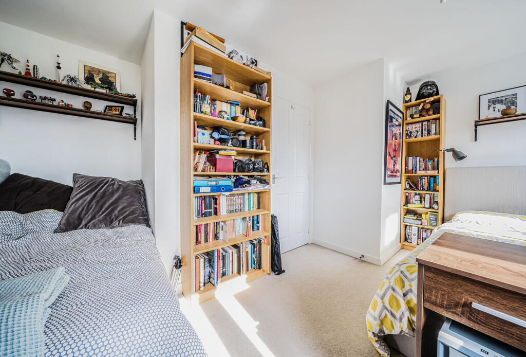 1361039-15-68da99...