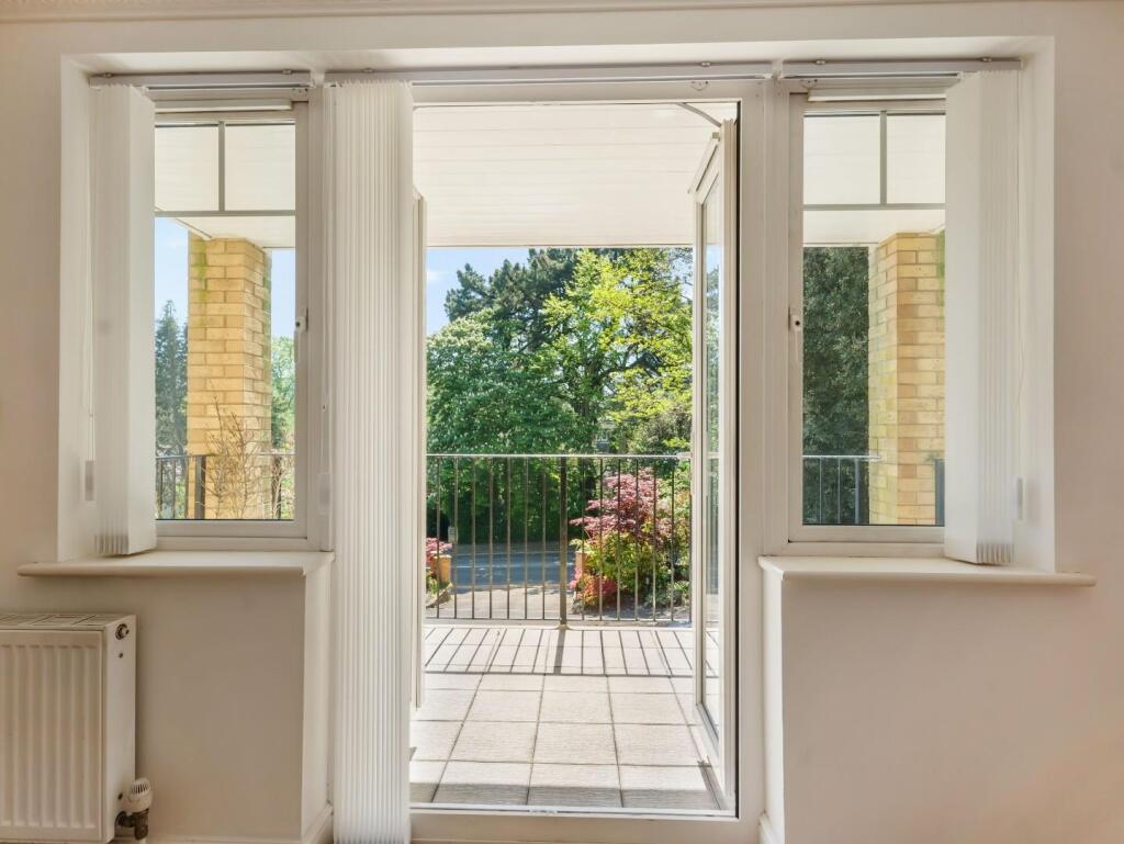 Azalea Court, Branksome Wood Road