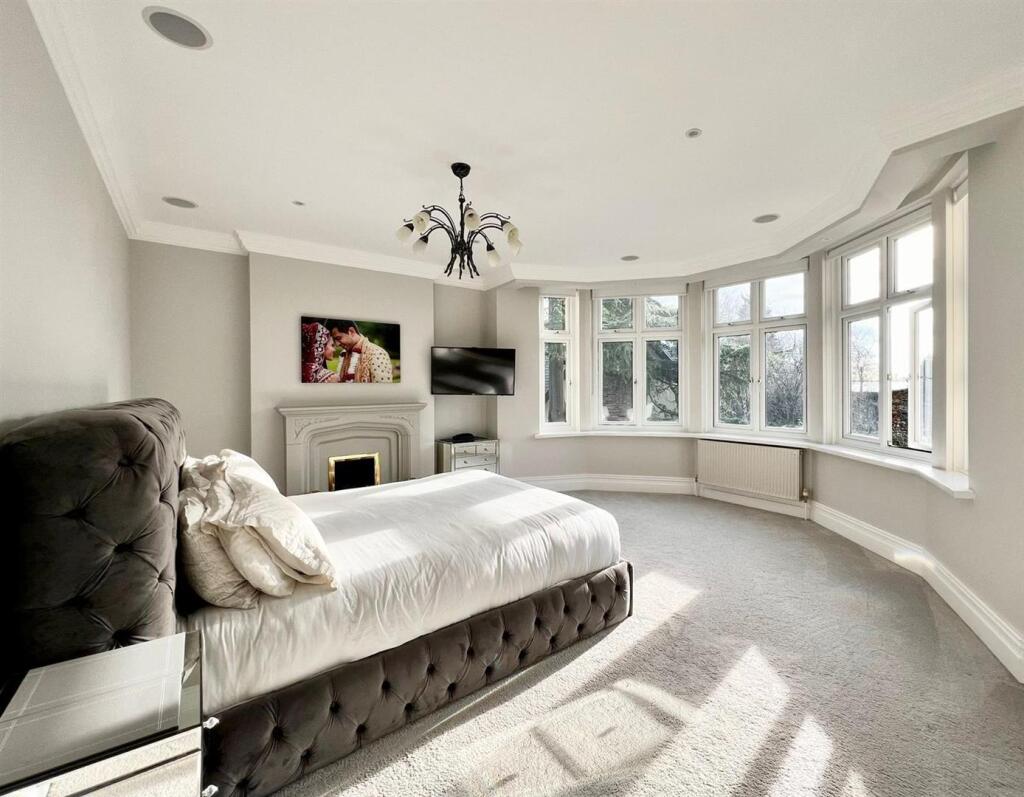 WhatsApp Image 2022-02-03 at 1.49.40 PM (2).jpeg