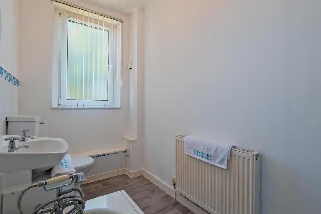 017-43 Meadowburn Road, Wishaw, ML2 8LB.jpg