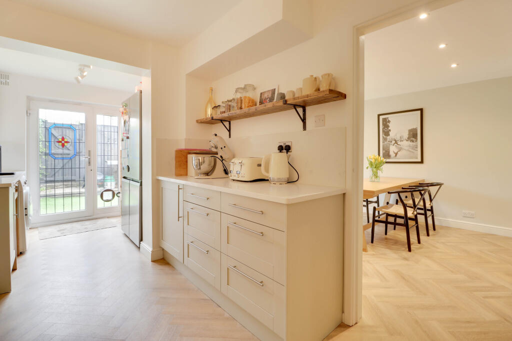 Kitchen/Dining Room