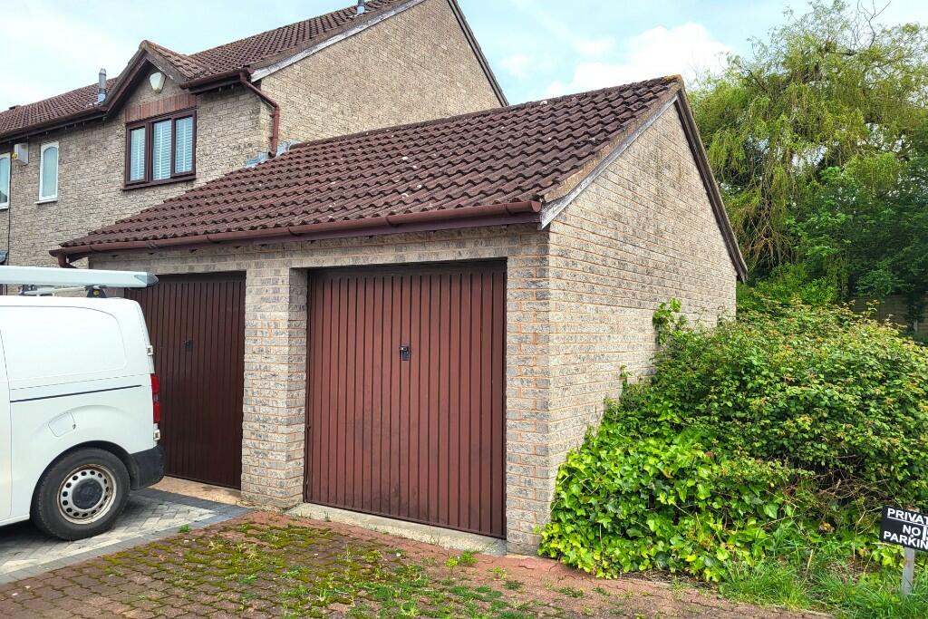 Garage &amp; Parking 