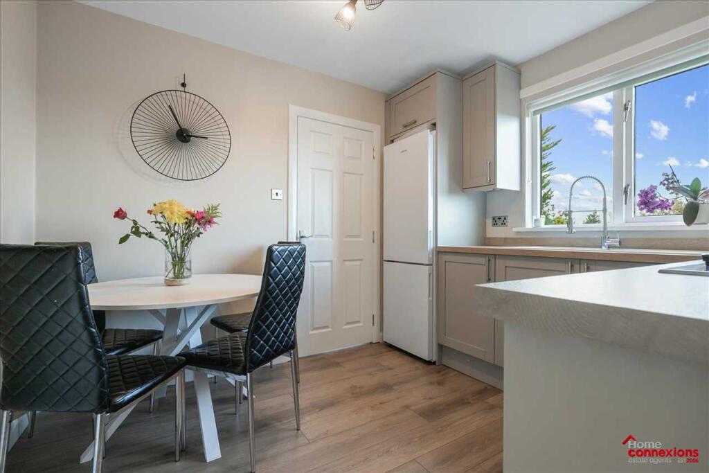 Kitchen Dining (3)