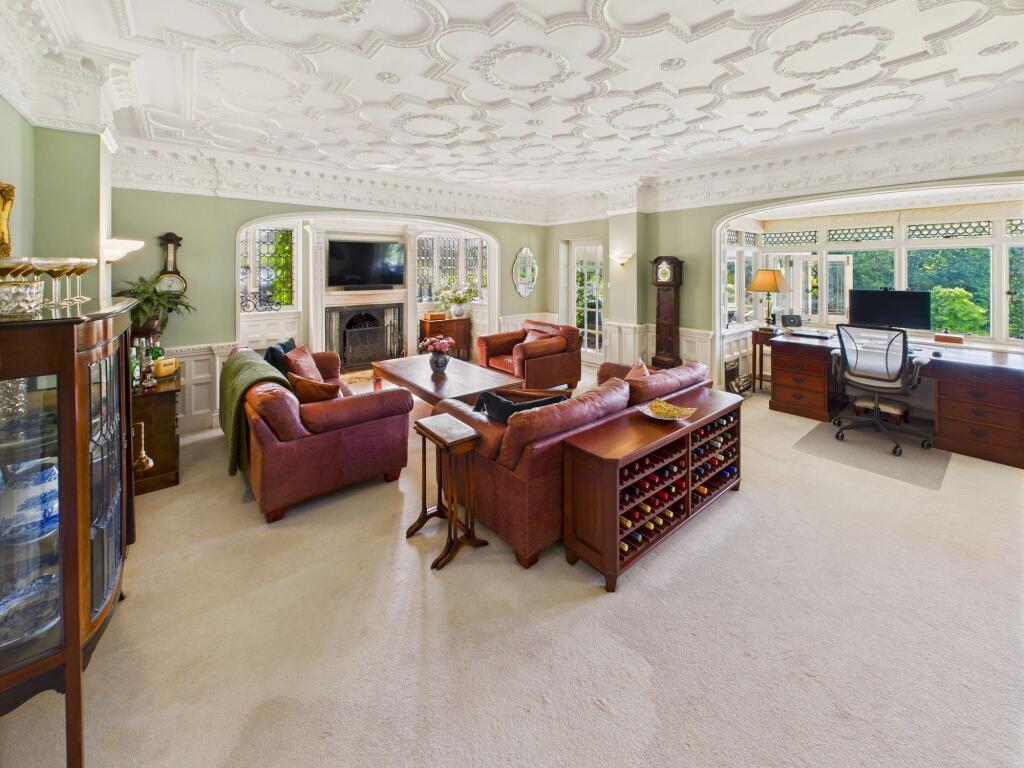 sitting room