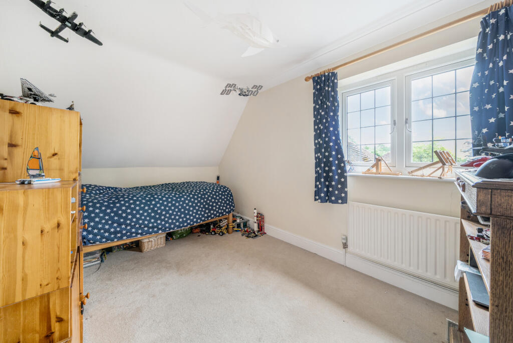 1295440-22-682df2...