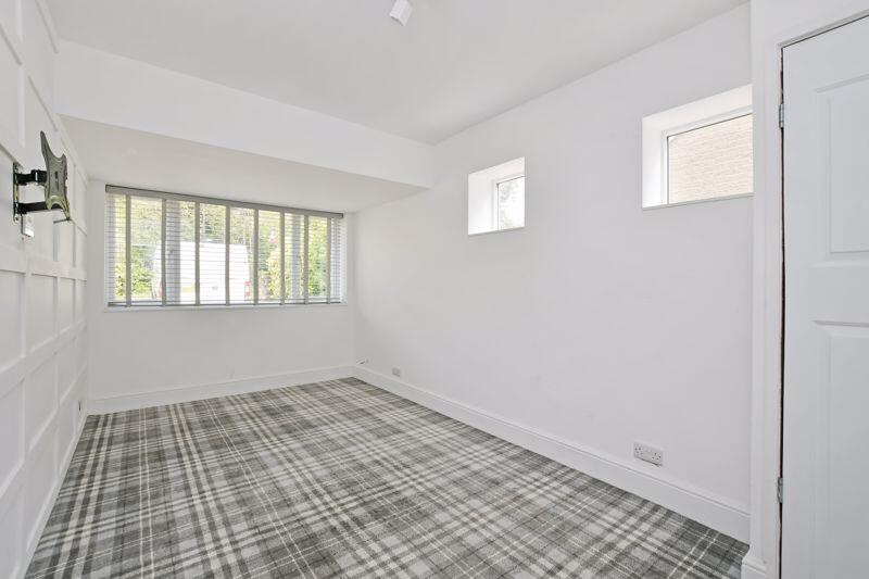 Reception room/ Bedroom 5