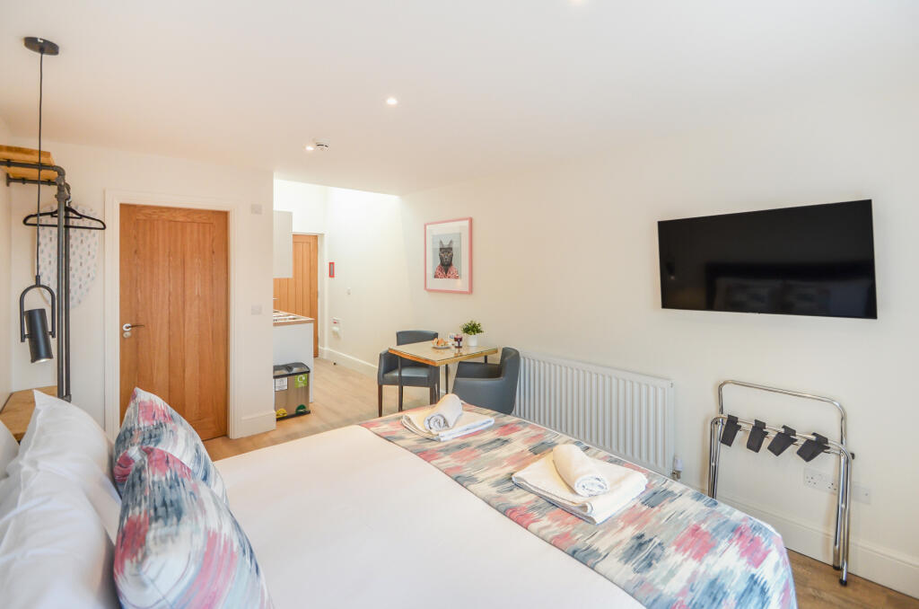 6. Bed Area