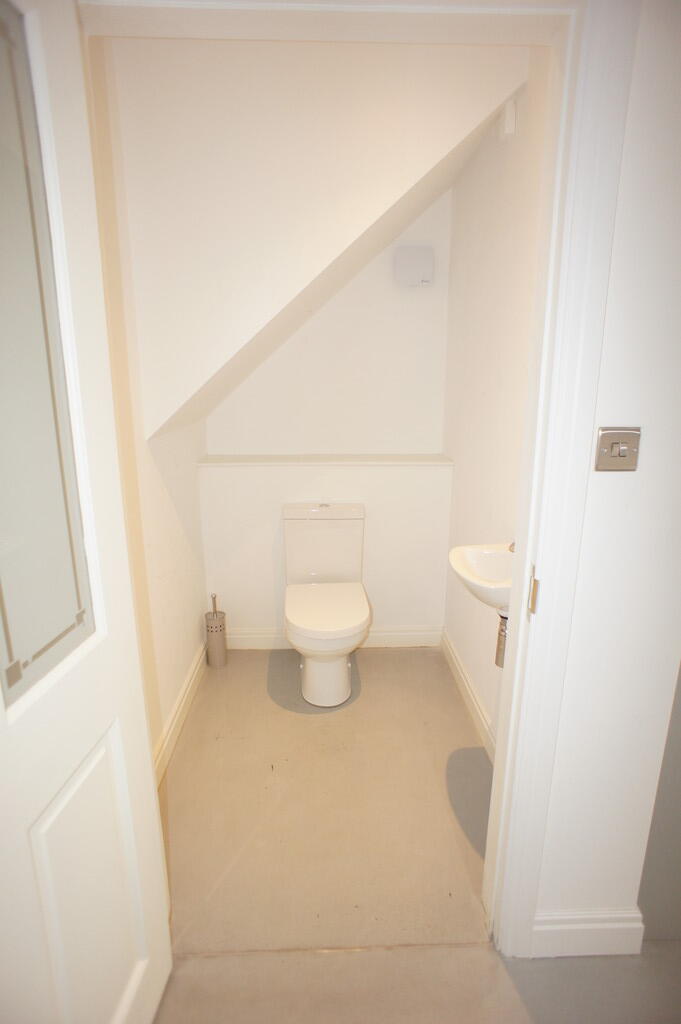 annex - cloakroom