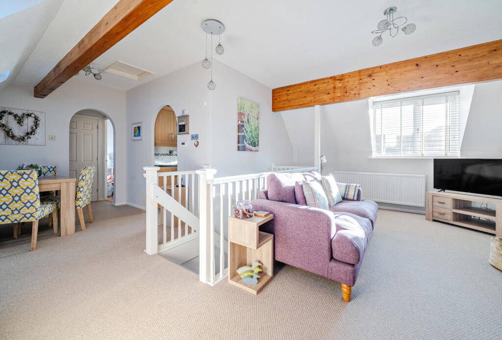 1394203-6-695bef5...