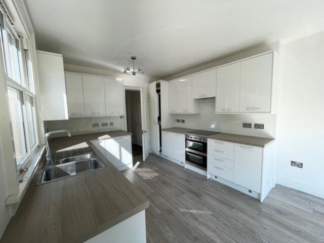KitchenSideOn