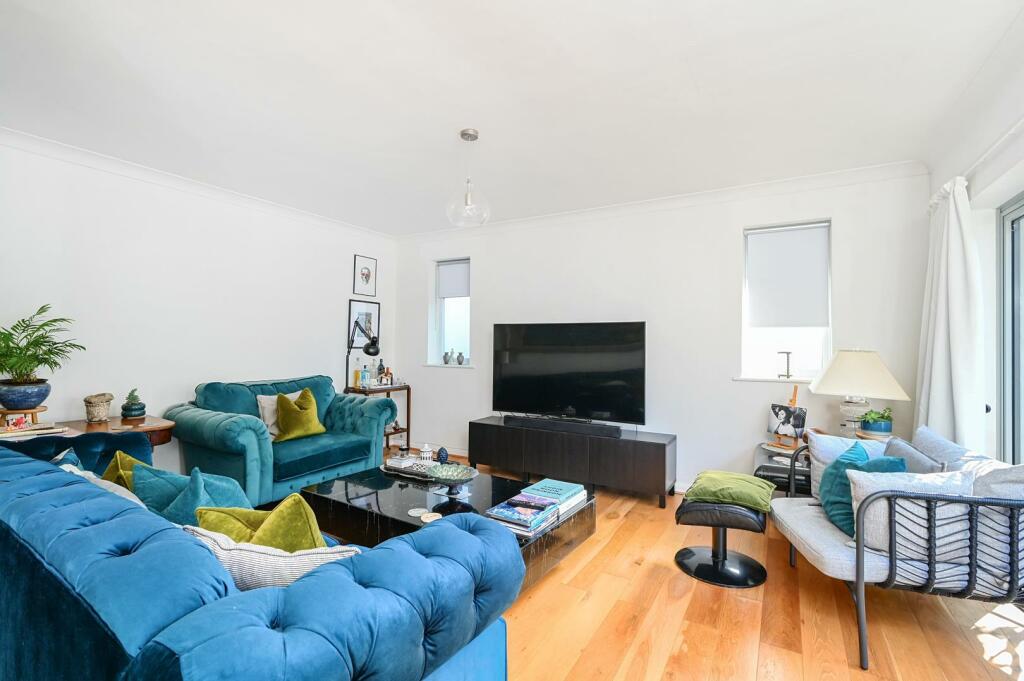 14 hillside way bn1 (25).jpg