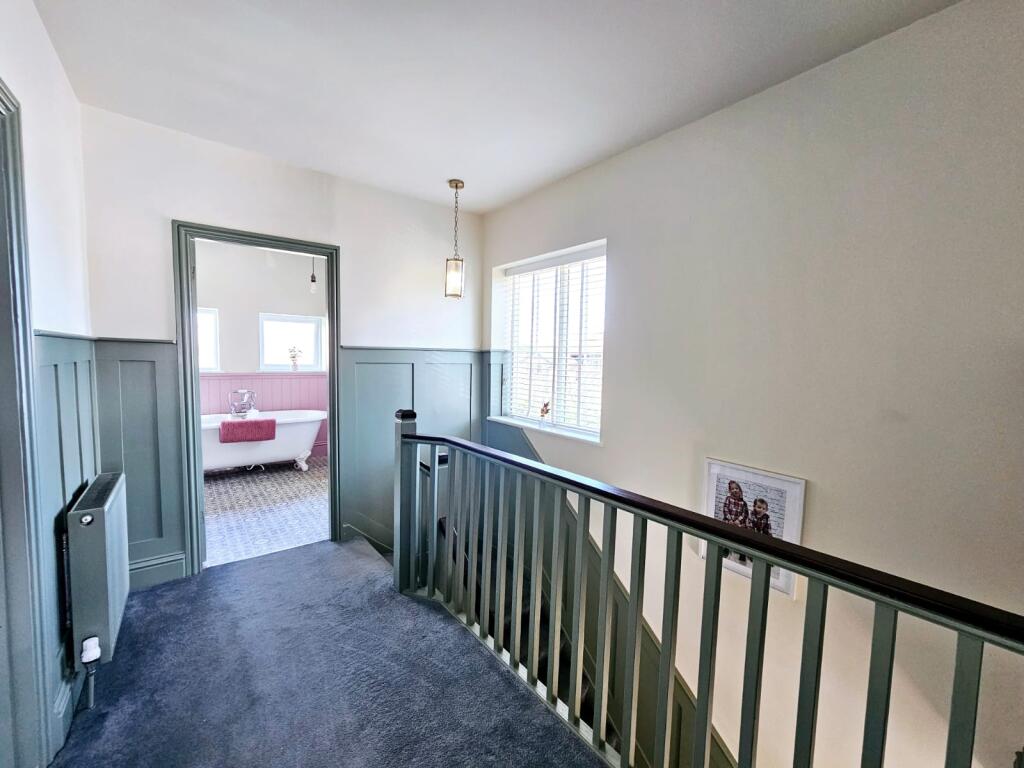 8c17cf68-db5b-41af-b616-59f5ee7870d3