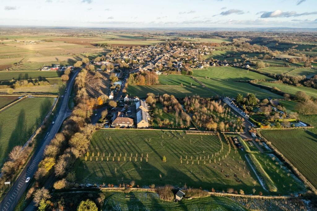 18 Home Barns, Marshfield, SN14 8JN - Aerial-10.jp