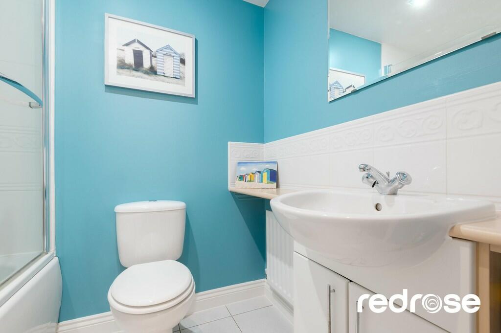 web_1 Aycliffe Dr...