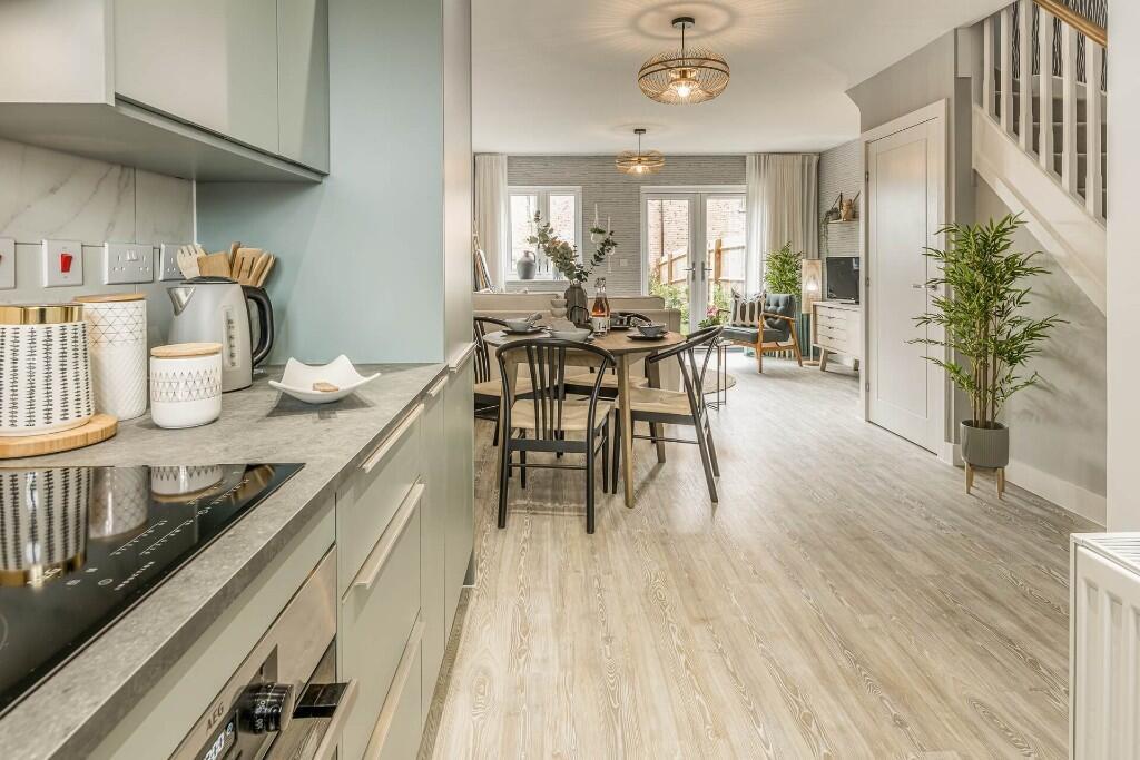 Similar Show Home