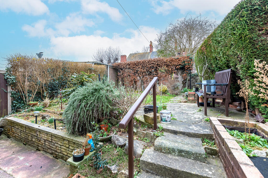 10 Avonwood Close -14 - sky