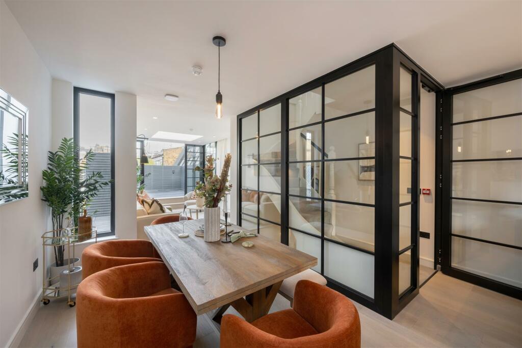 98A Draycott Avenue Hi-4.jpg