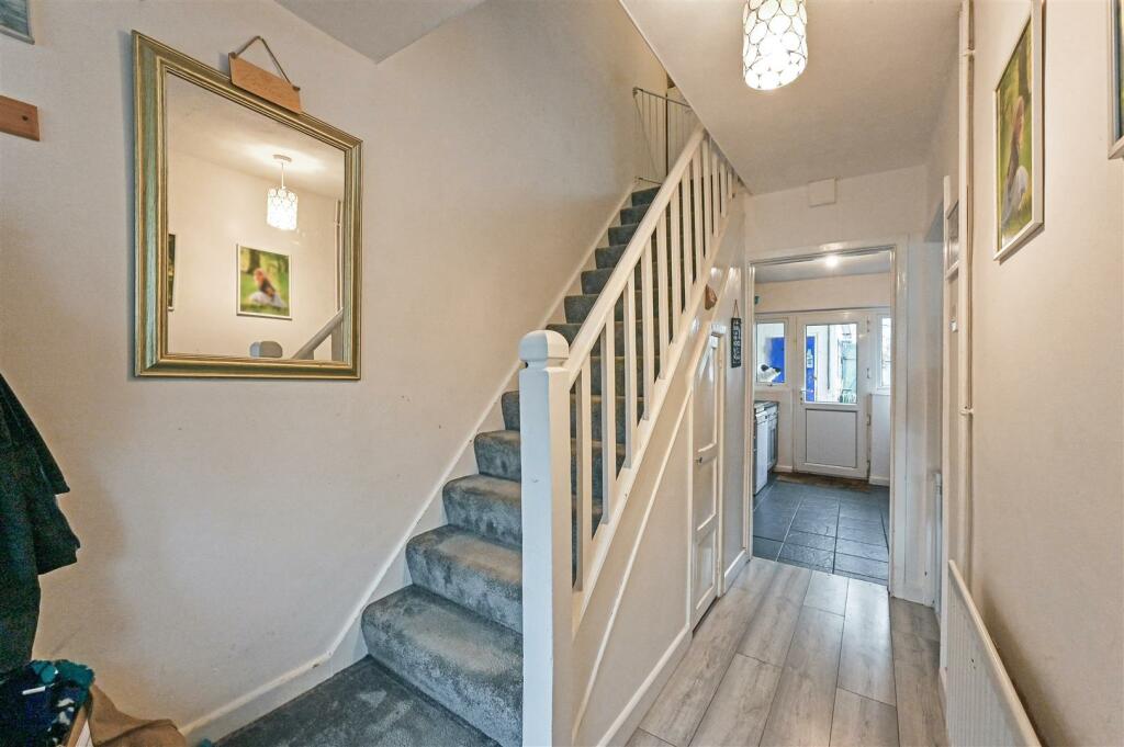 Entrance Hall.jpg