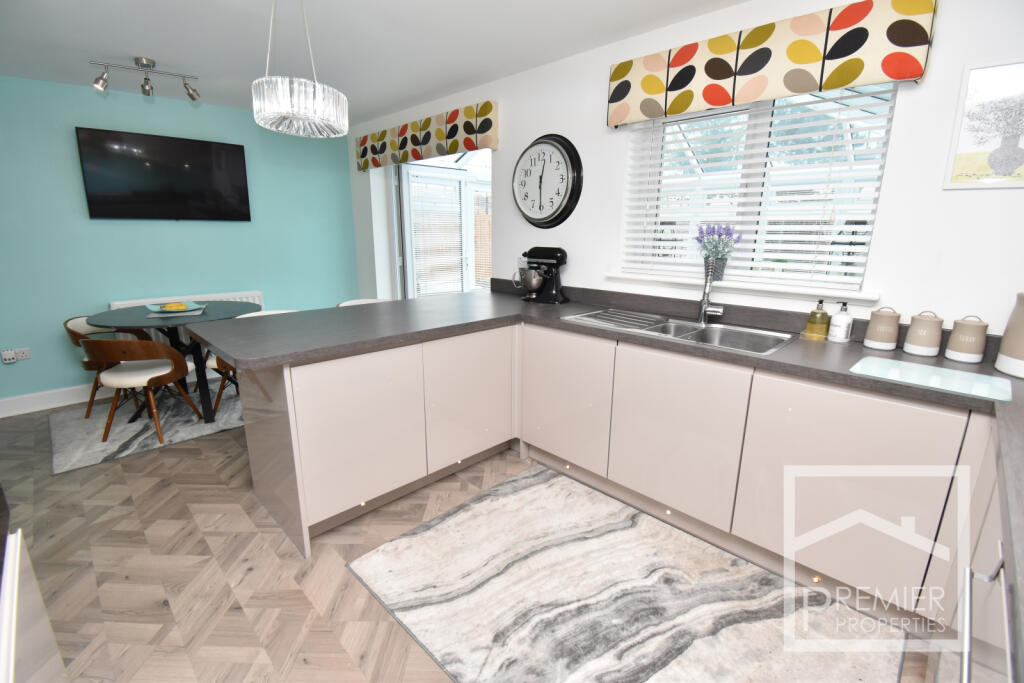 Kitchen diner