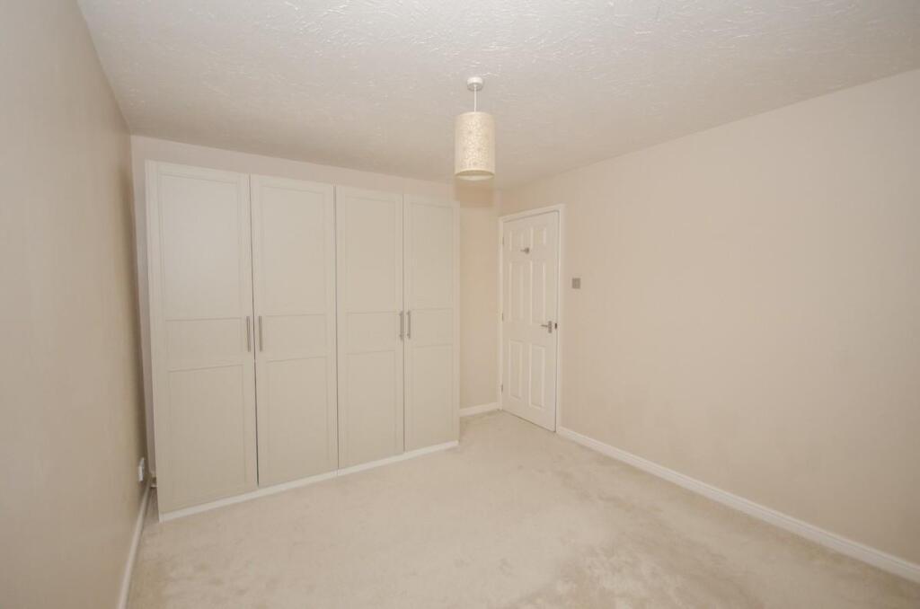 Bedroom 2 pic 2.jpg