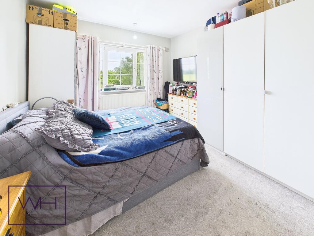 CAM03785G0-PR0056-ST