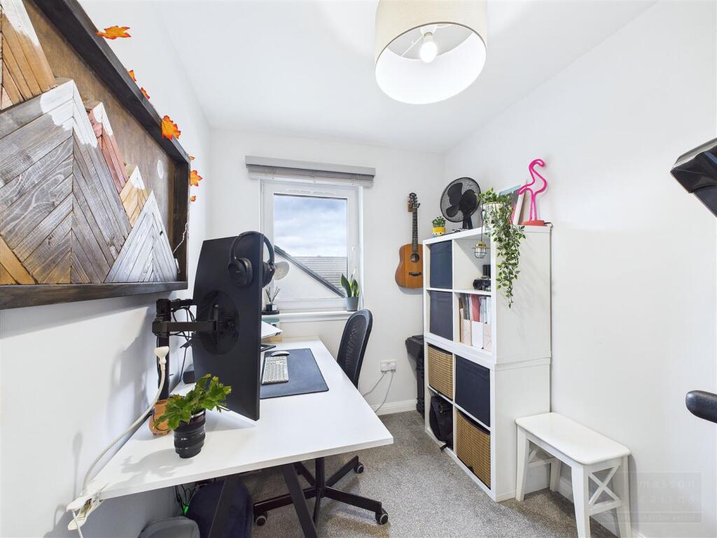 Bedroom / Home Working