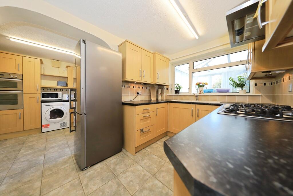Fitted Kitchen