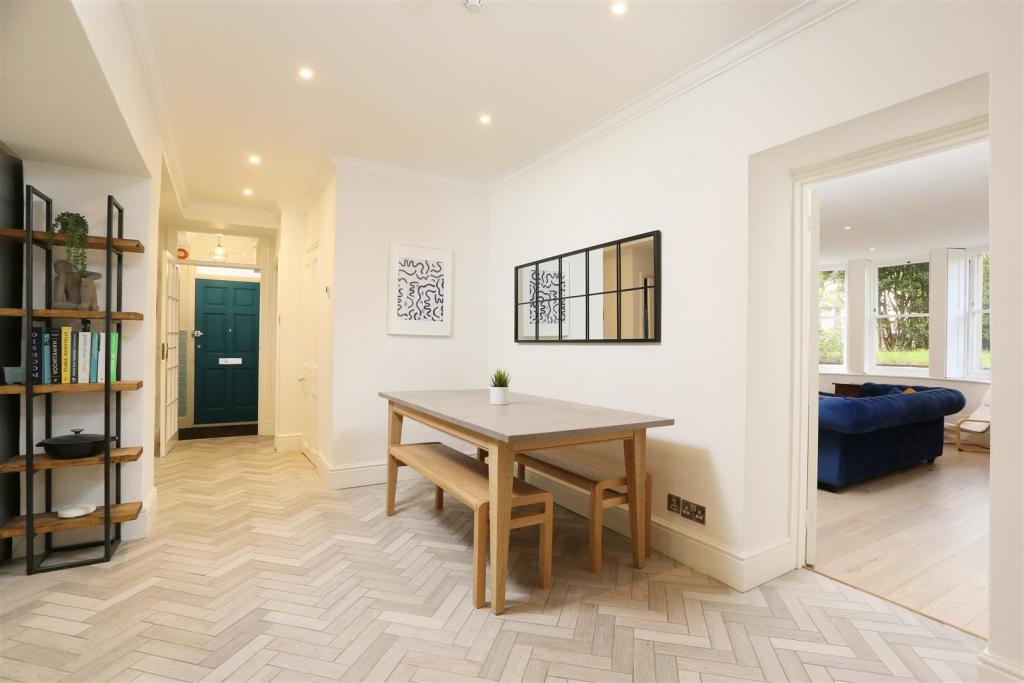 Garden Flat 19 Westfield Park 30.jpg