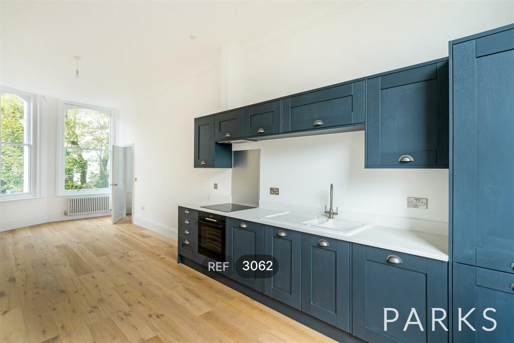 Kitchen / Reception room