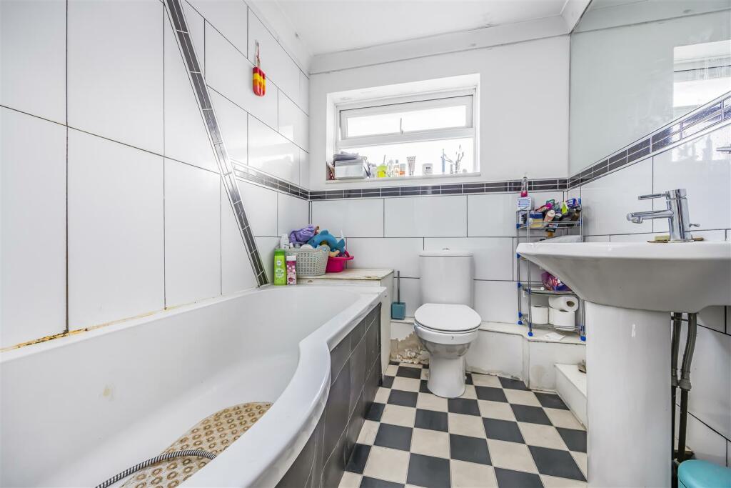 6 Hemlock Road, Waterlooville-PorticoMarketing-Nex