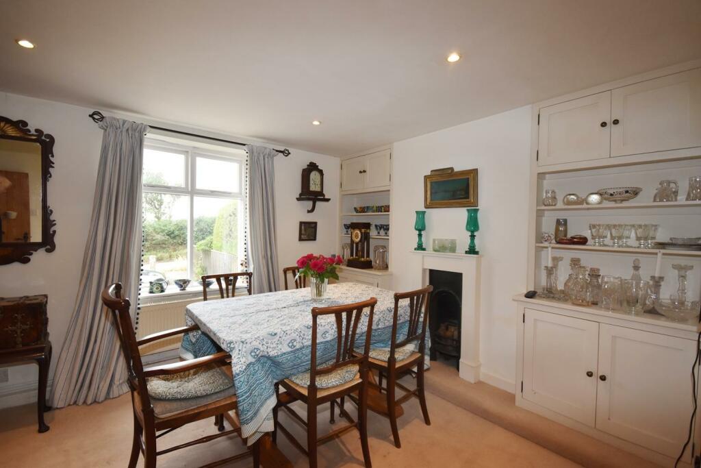 Dining Room.JPG