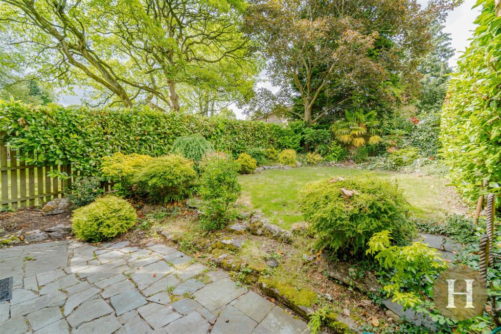 Hadleigh Estate Agents-26.jpg