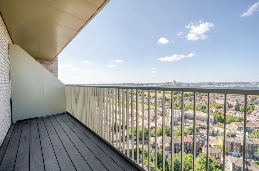 1319823-3-686d3b1...