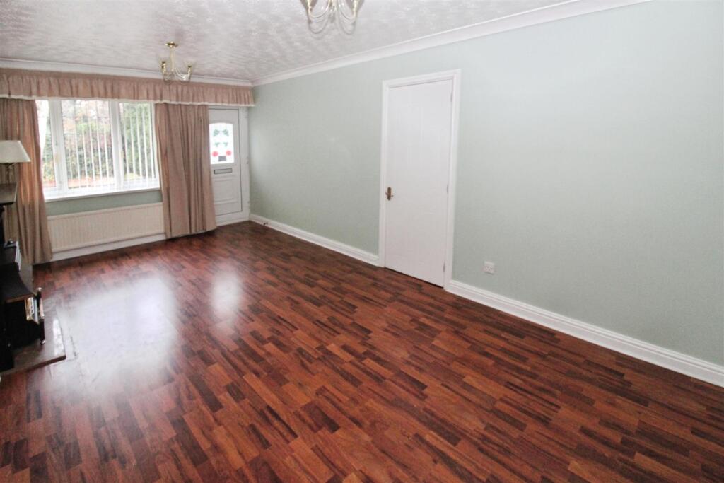 Lounge and Dining Area