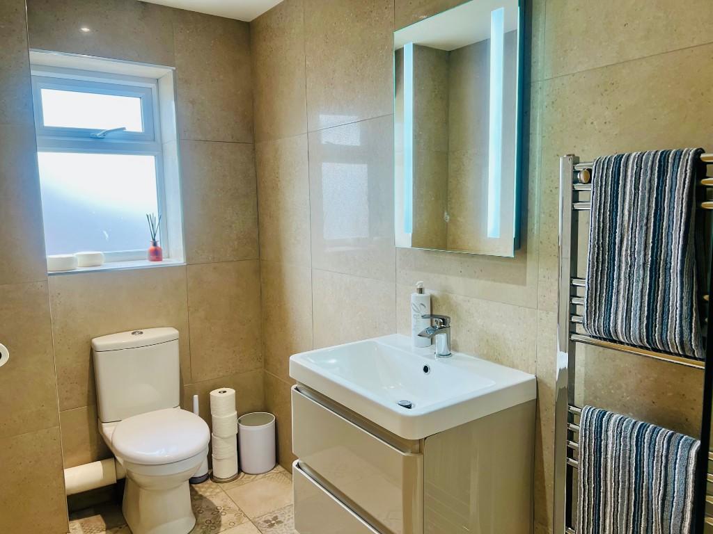 Ensuite Bathroom