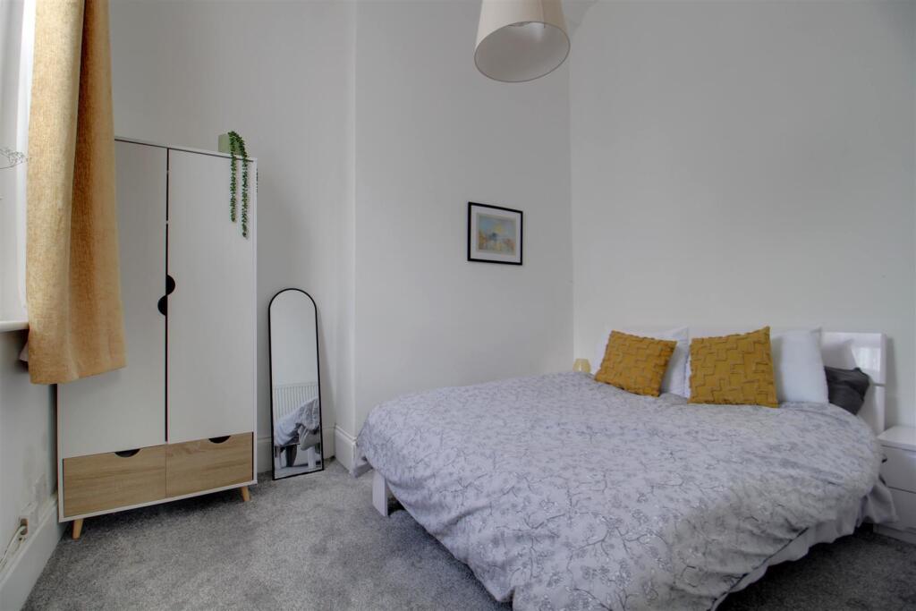Flat 1