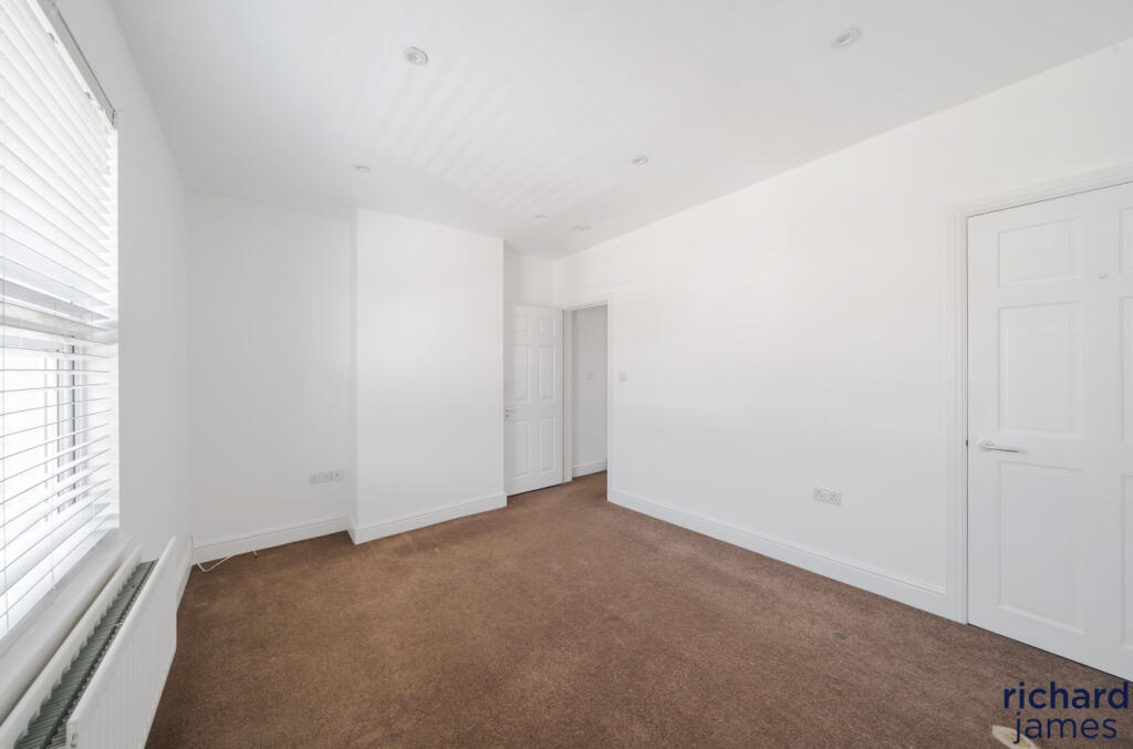 c3187556-2ed7-4d9...