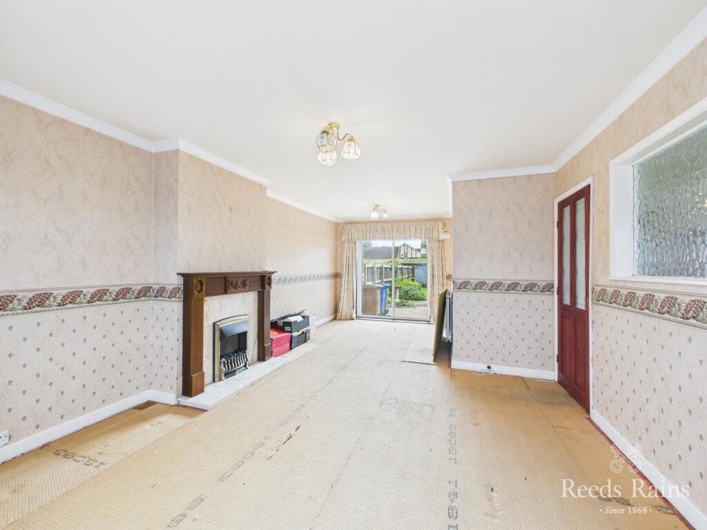 Sitting/Dining Room