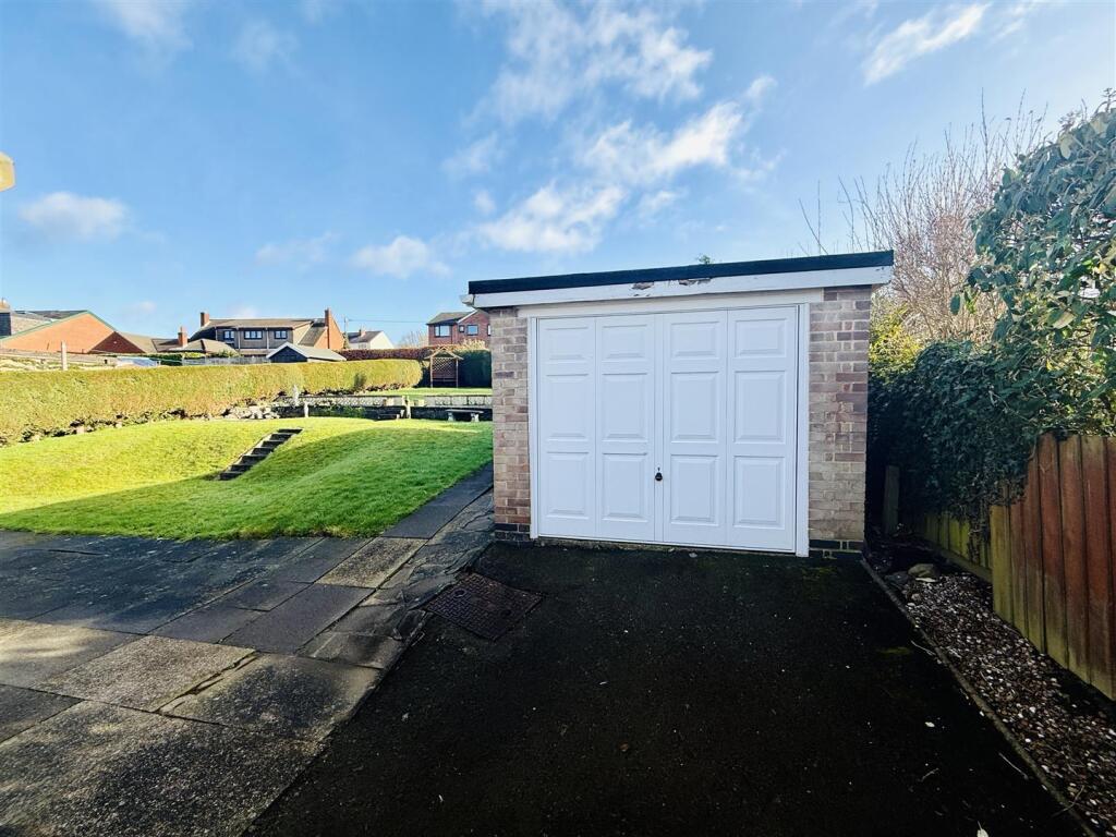 Single Garage
