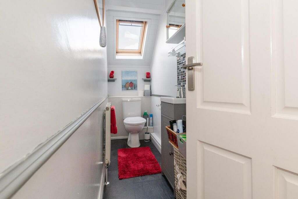 First Floor Wc