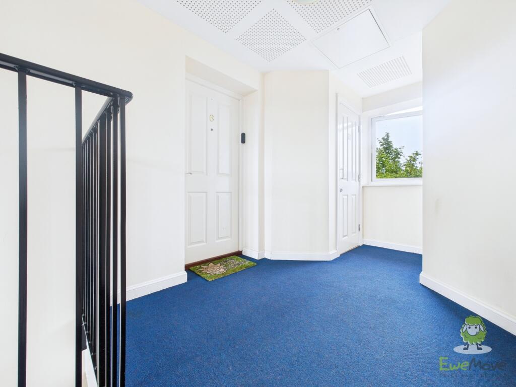 CAM01543G0-PR0151-STILL003